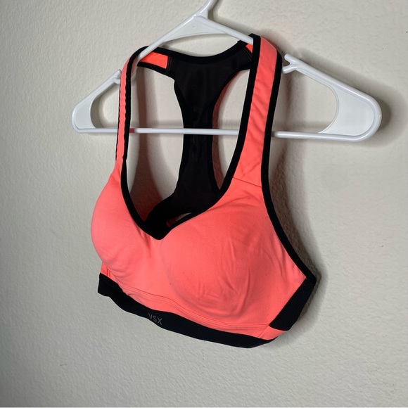 Bundle of Victoria’s Secret sports bras - Picture 3 of 16